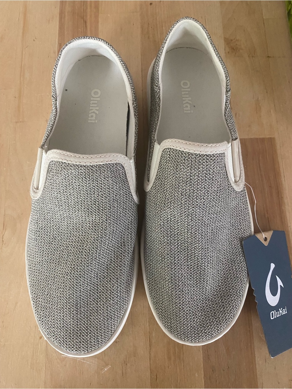 OLUKAI WOMENS PEHUEA WOMENS SLIP ON SHOES BRAND NEW